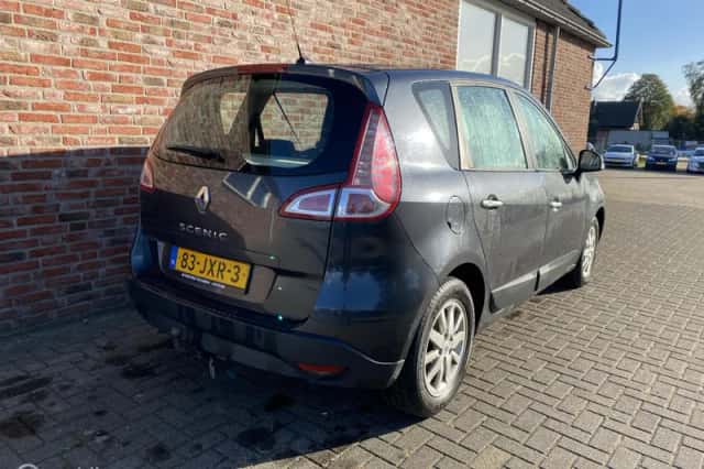 Renault Scénic (2009) thumbnail 4
