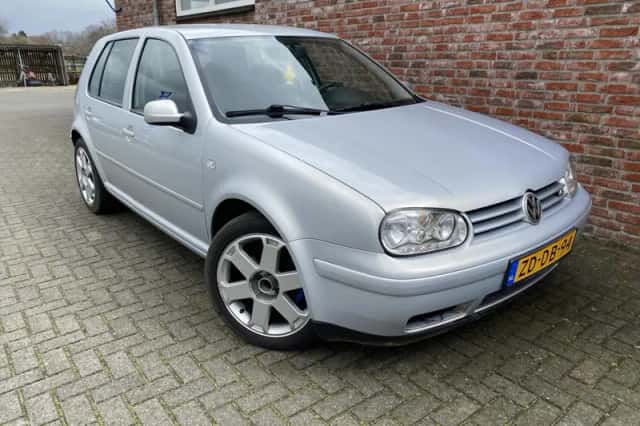 Volkswagen Golf (1999) thumbnail 4