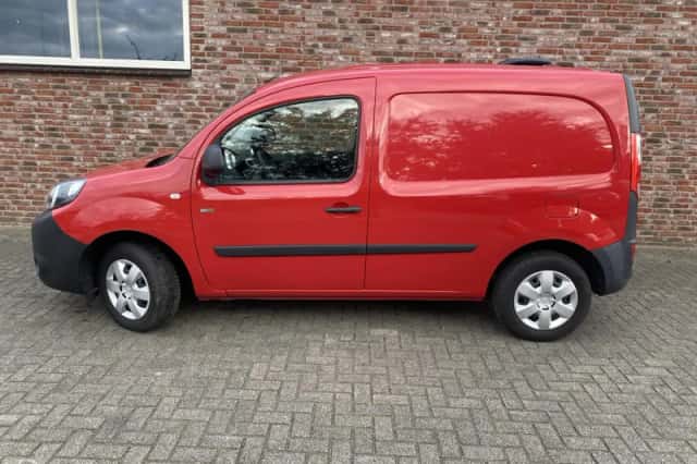 Renault Express (2018) thumbnail 3