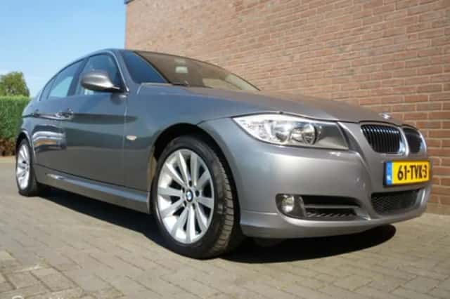 BMW 3-Serie (2010) thumbnail 2
