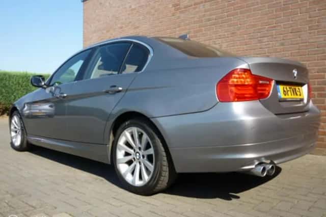 BMW 3-Serie (2010) thumbnail 3