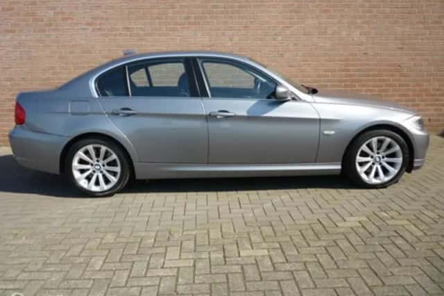 BMW 3-Serie (2010) thumbnail 6