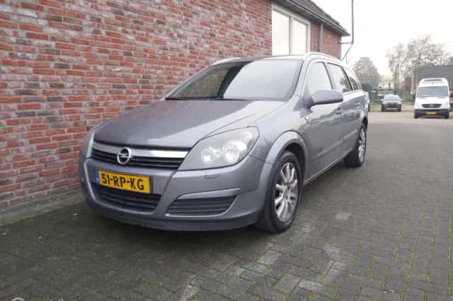 Opel Astra (2005) thumbnail 1