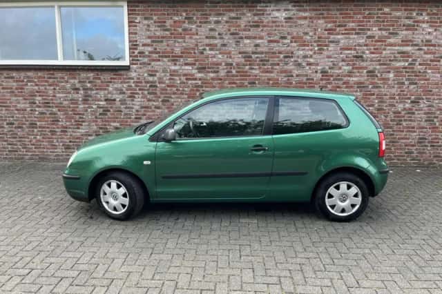 Volkswagen Polo (2005) thumbnail 2