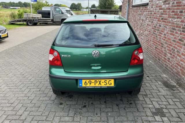 Volkswagen Polo (2005) thumbnail 4