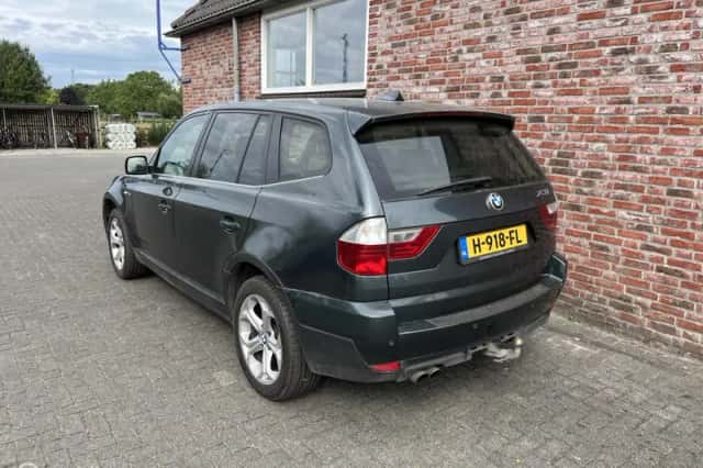BMW X3 (2007) thumbnail 3