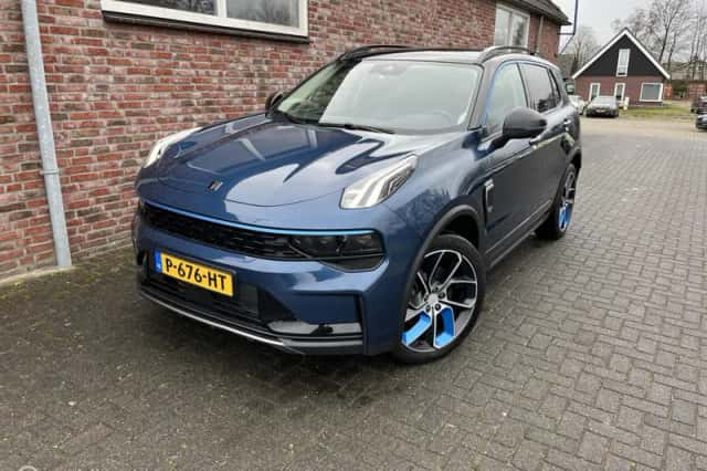 Lynk & Co 01 (2022) thumbnail 1