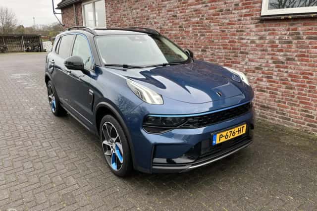 Lynk & Co 01 (2022) thumbnail 3