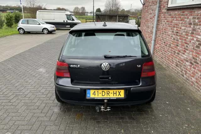 Volkswagen Golf (1999) thumbnail 5
