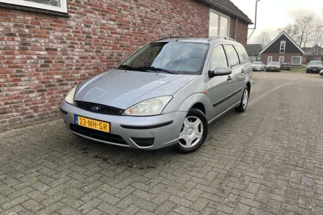 Ford Focus (2003) thumbnail 1