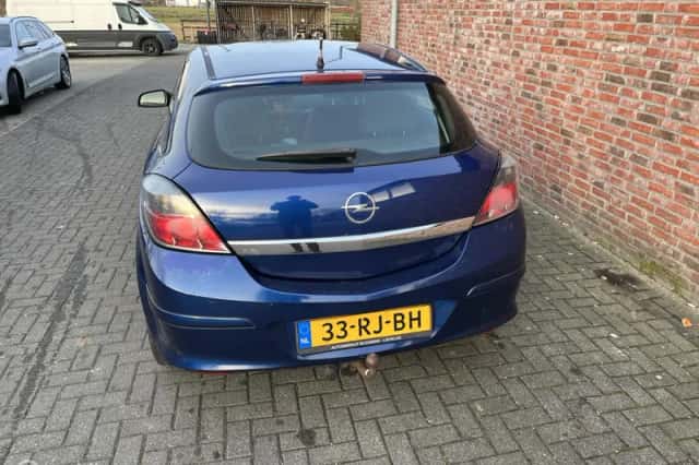 Opel Astra (2005) thumbnail 4