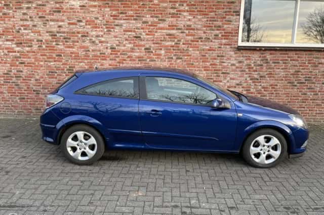Opel Astra (2005) thumbnail 6