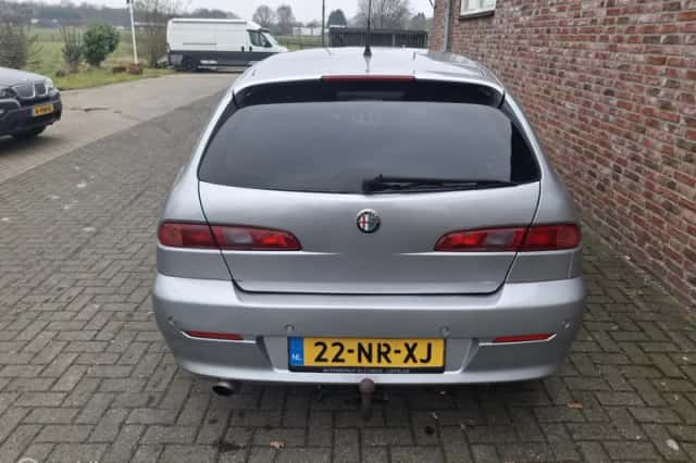 Alfa Romeo 156 (2004) thumbnail 4