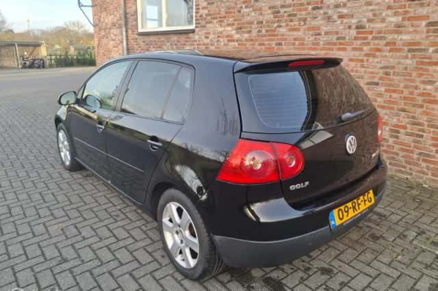 Volkswagen Golf (2005) thumbnail 3
