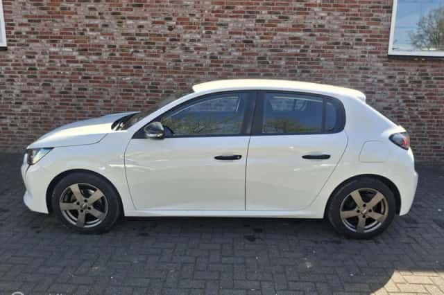 Peugeot 208 (2020) thumbnail 2