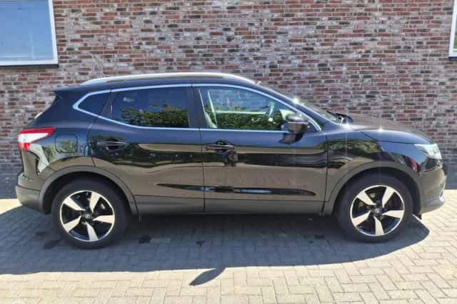 Nissan Qashqai (2016) thumbnail 6