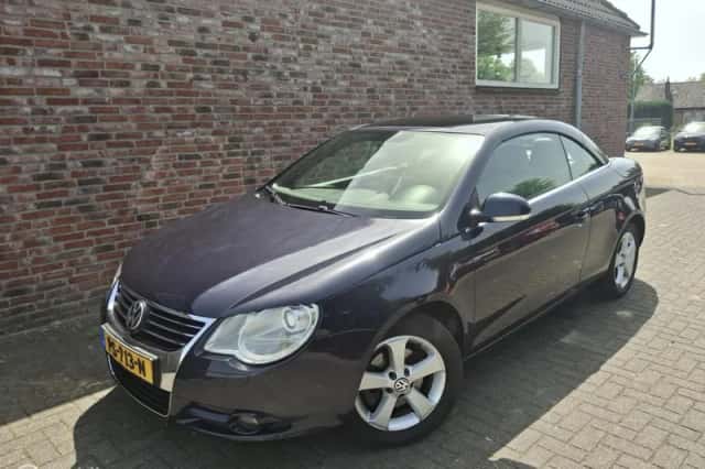 Volkswagen Eos (2006) thumbnail 1