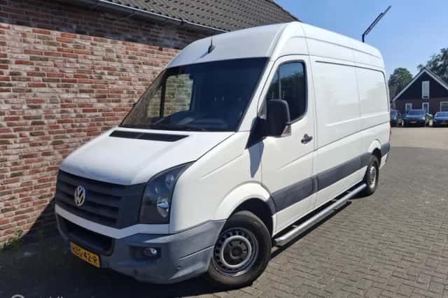 Volkswagen Crafter (2015) thumbnail 1