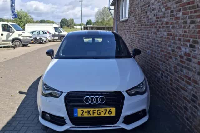 Audi A1 (2013) thumbnail 2