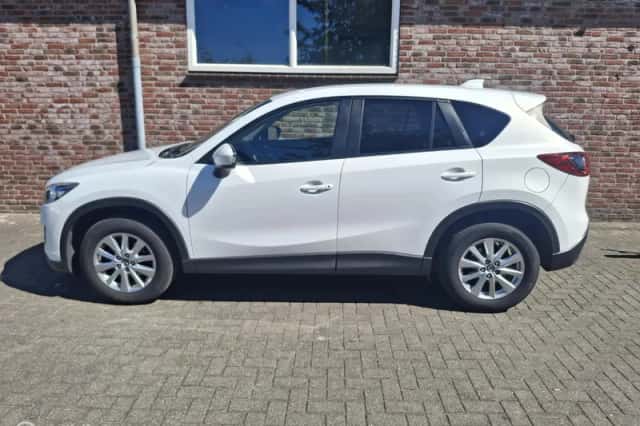 Mazda CX-5 (2012) thumbnail 2