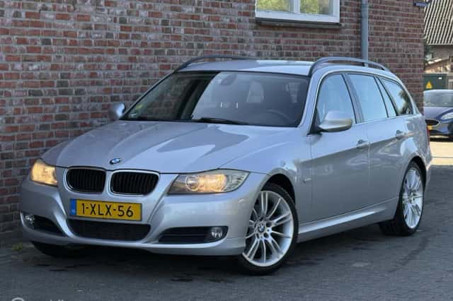 BMW 3-Serie (2010) thumbnail 1