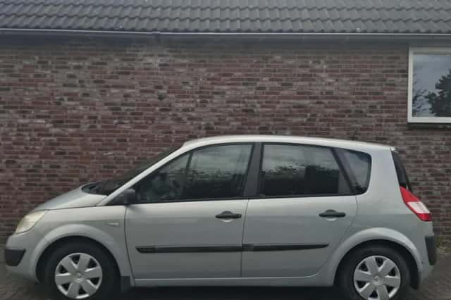 Renault Scénic (2003) thumbnail 4