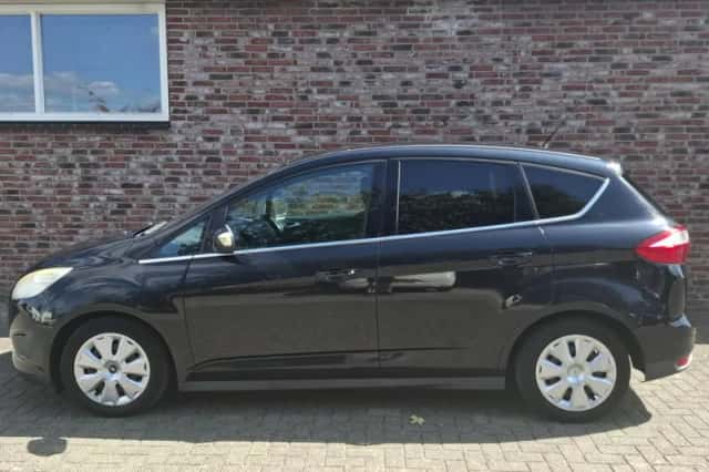Ford C-Max (2012) thumbnail 3
