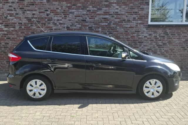 Ford C-Max (2012) thumbnail 4