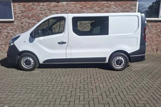Opel Vivaro (2019) thumbnail 2