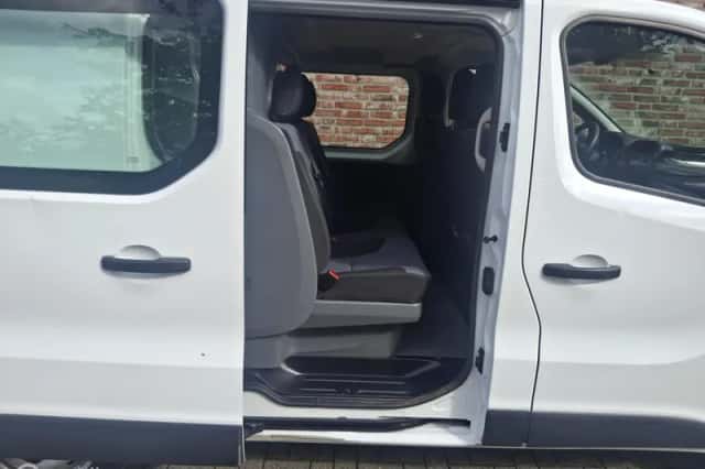 Opel Vivaro (2019) thumbnail 5