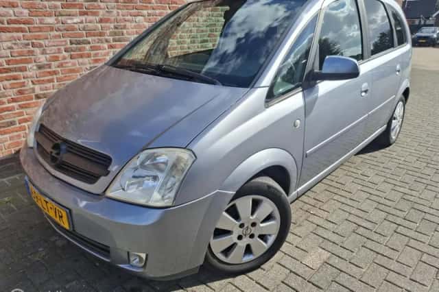 Opel Meriva (2003) thumbnail 1