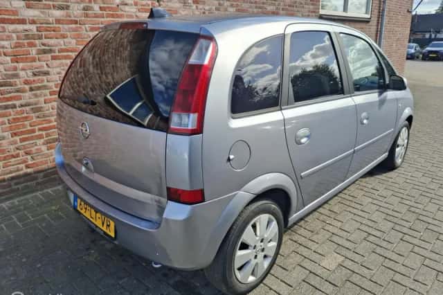 Opel Meriva (2003) thumbnail 5