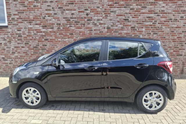 Hyundai i10 (2019) thumbnail 2