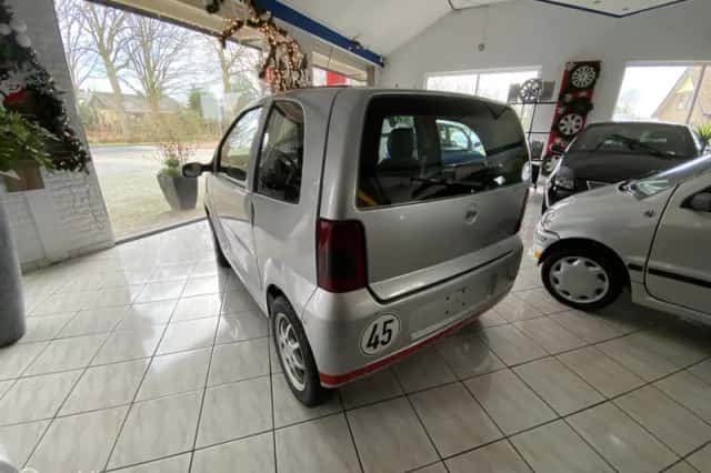 JDM L6e (2007) thumbnail 4