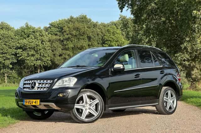 Mercedes-Benz M-Klasse (2009) thumbnail 3
