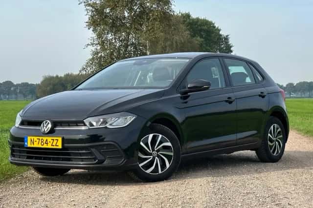 Volkswagen Polo (2022) thumbnail 2