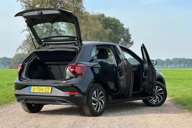 Volkswagen Polo (2022) thumbnail 6
