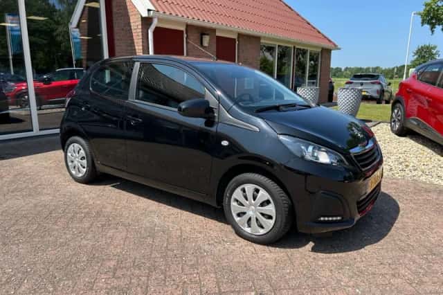 Peugeot 108 (2021) thumbnail 1