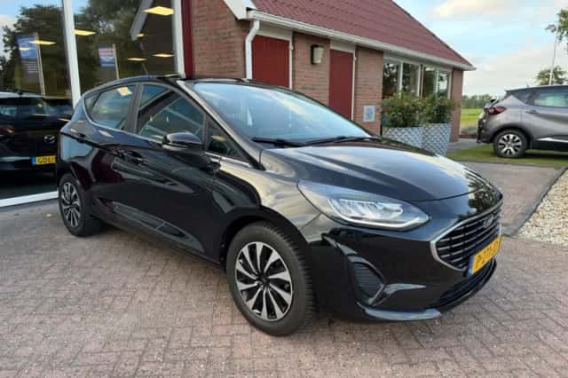Ford Fiesta (2022) thumbnail 1