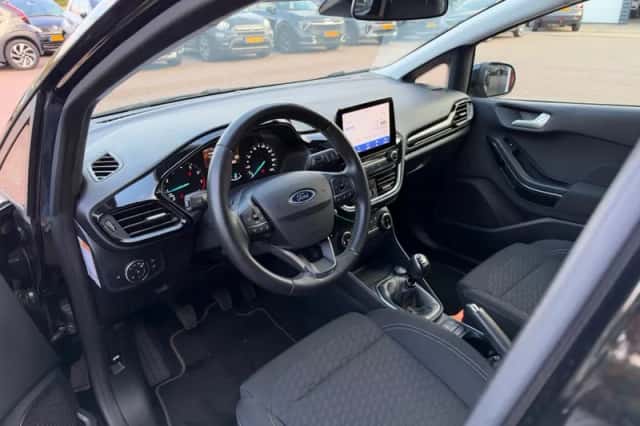 Ford Fiesta (2022) thumbnail 4