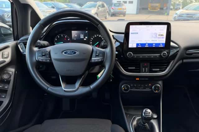 Ford Fiesta (2022) thumbnail 5