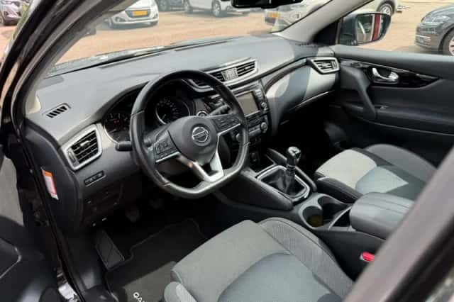 Nissan Qashqai (2020) thumbnail 4