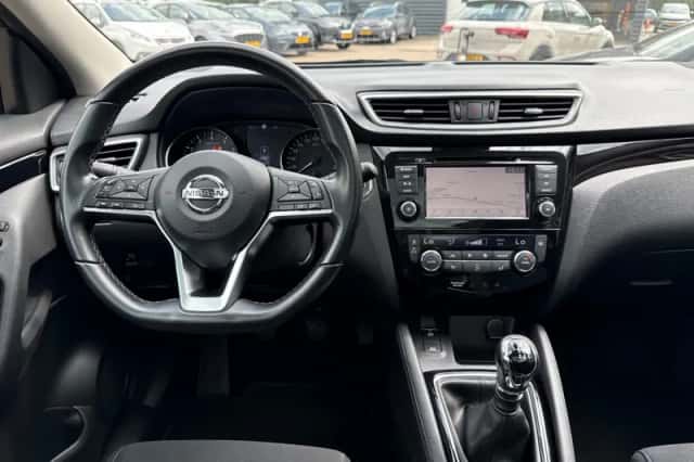 Nissan Qashqai (2020) thumbnail 5