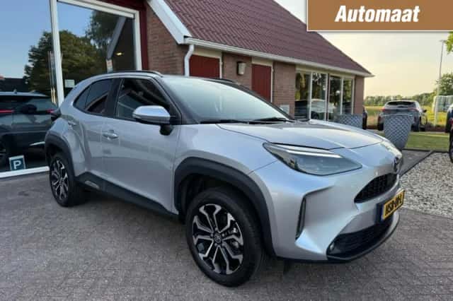 Toyota Yaris Cross (2025) thumbnail 1