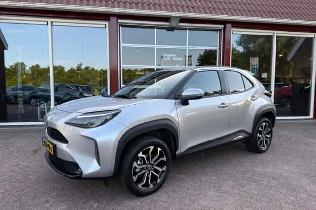 Toyota Yaris Cross (2025) thumbnail 5