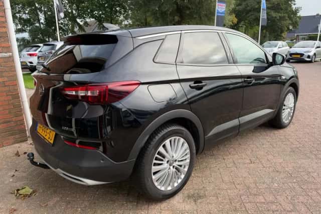 Opel Grandland (2020) thumbnail 3