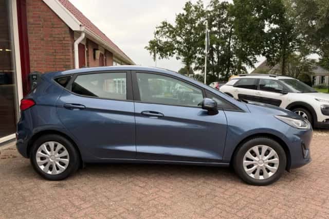 Ford Fiesta (2022) thumbnail 3