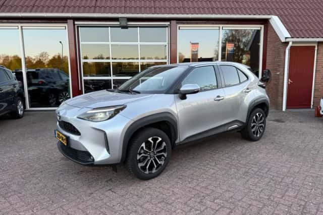Toyota Yaris Cross (2024) thumbnail 6