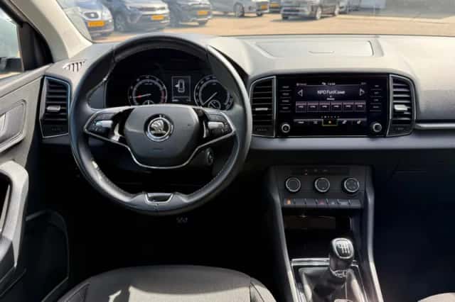 Škoda Karoq (2021) thumbnail 5