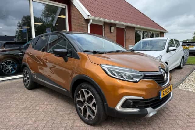 Renault Captur (2017) thumbnail 1